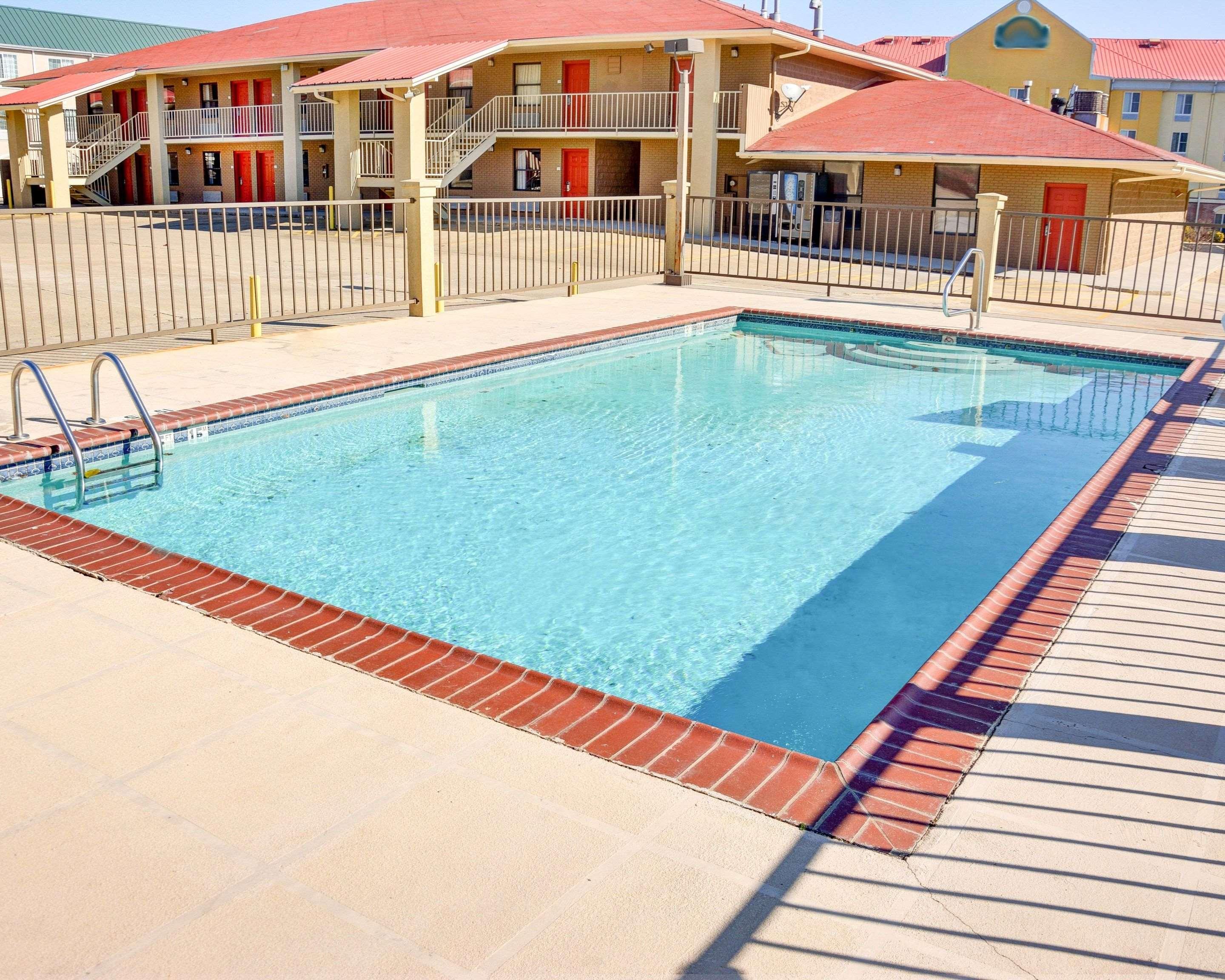 Quality Inn & Suites Hot Springs-Lake Hamilton Exterior foto